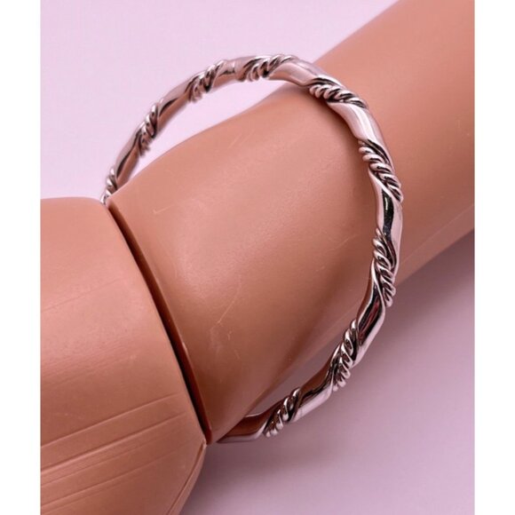 Silver Tone Twisted Rope Bangle Bracelet Fashion Jewelry - Picture 4 of 6